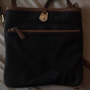 MK crossover bag